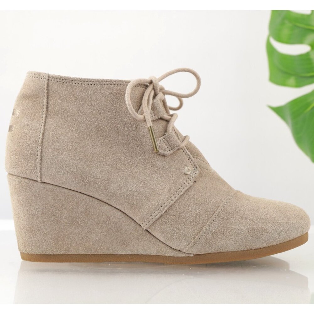 Toms Womens Kala Boot Size 9.5‎ Tan Beige Suede Wedge Heel Lace Up Desert Bootie